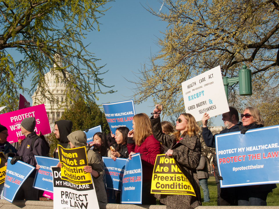 Demonstranten für Obamacare in Washington DC. Foto: flickr[majunznk|majunznk/7025568957]