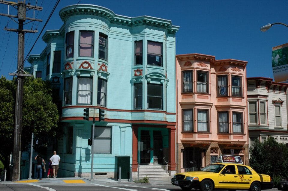 Noe Valley: Taxi vor einem viktorianischen Haus auf der Guerrero-Street
