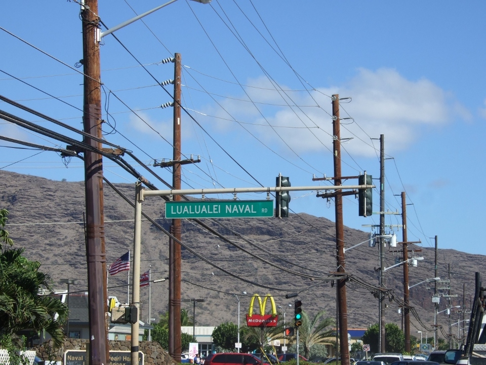Lustige Straßennamen wie "Lualualei" auf Hawaii kann man nur schwer auseinanderhalten.
