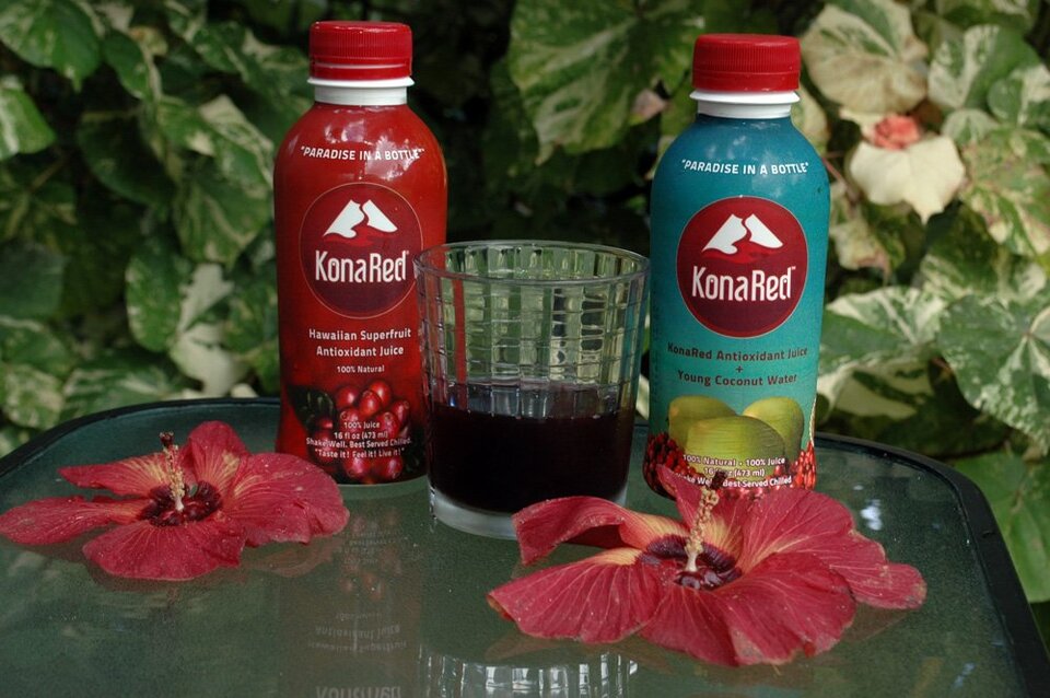 Neues, aus Kaffeebohnen gewonnenes Fruchtsaftgetränk: Kona Red.